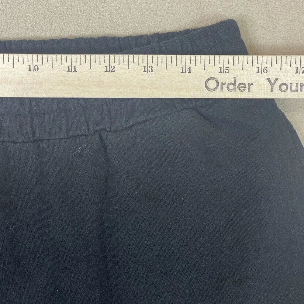 True Religion Shorts Mens Large Black Athletic Gold‎ Logo Gym Workout Adult